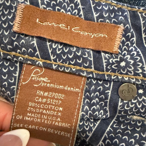 PAIGE Premium Denim Boot Cut Jeans in Laurel Canyon - Picture 6 of 7